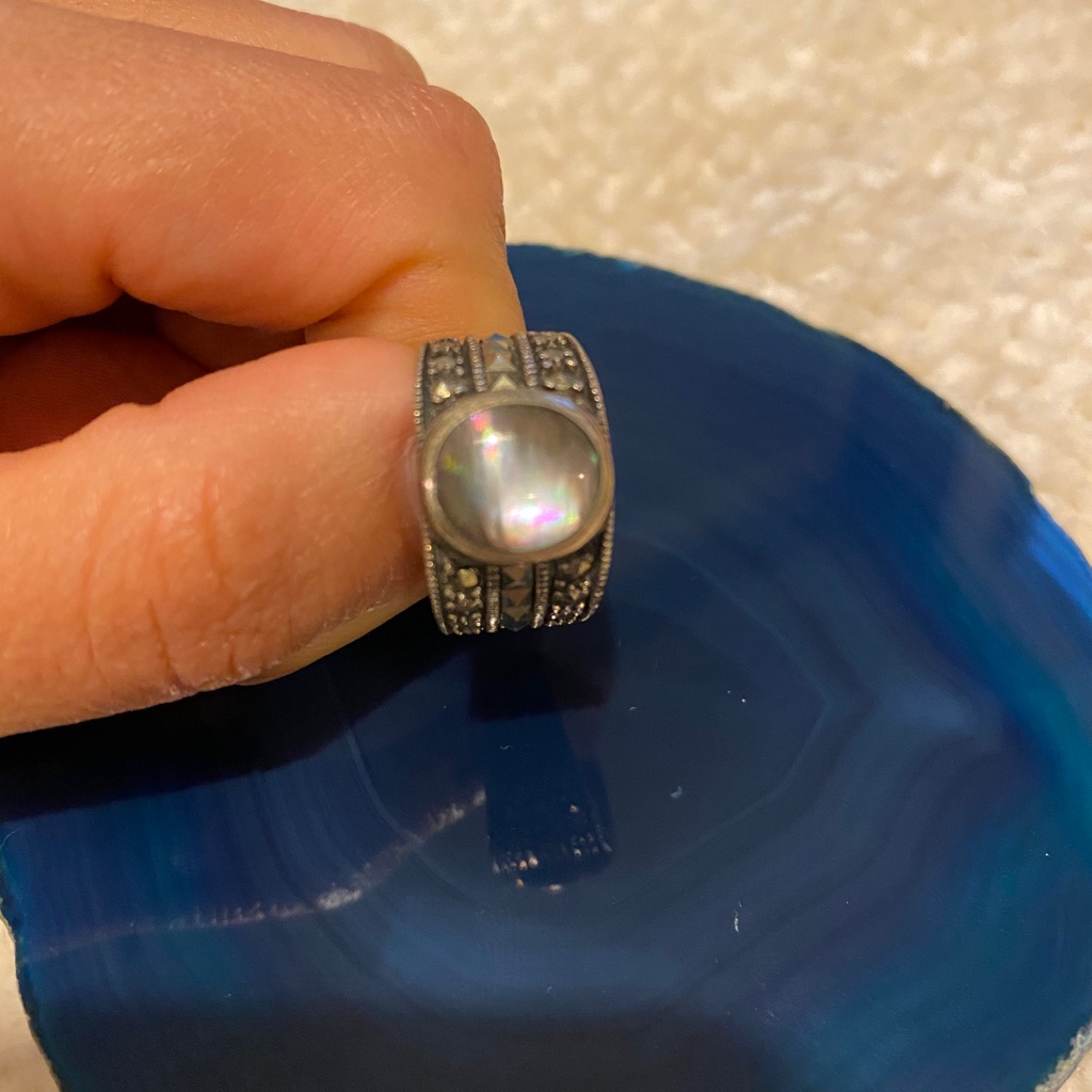 Opal Crystal Ring Size 7 100$